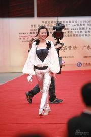 郝蕾个人资料走红毯,风采依旧引关注